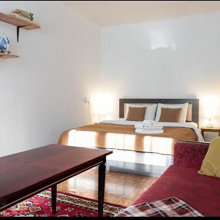 The Soviet Union Apartment In The Heart Of The Old City Almaty Eksteriør billede