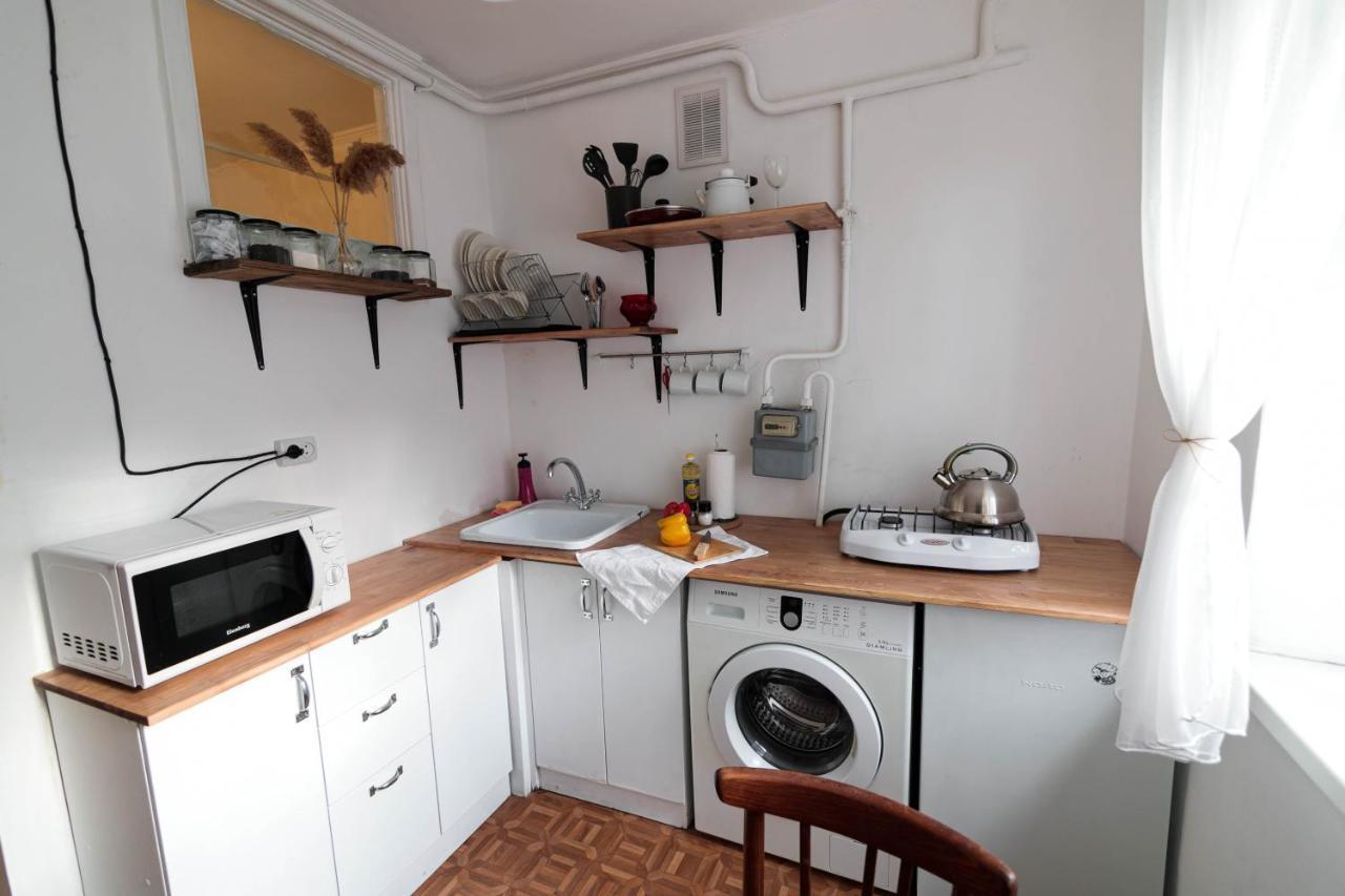 The Soviet Union Apartment In The Heart Of The Old City Almaty Eksteriør billede